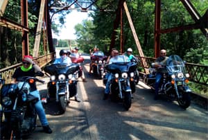 Un puente histórico de la Ruta 66 en los montes Ozark